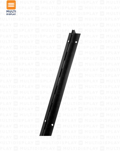 Riel Recesado 2.4m, Entrada de 1 pulgada, Negro